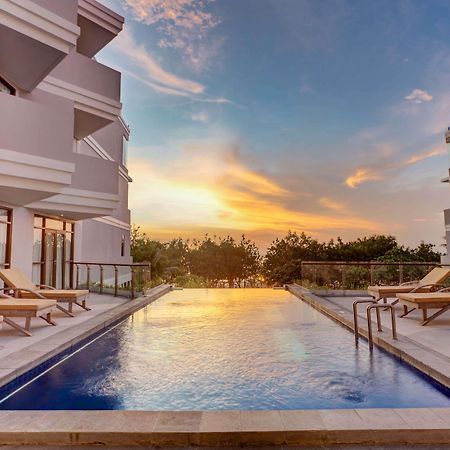 Wyndham Garden Kuta Beach Bali Exterior photo