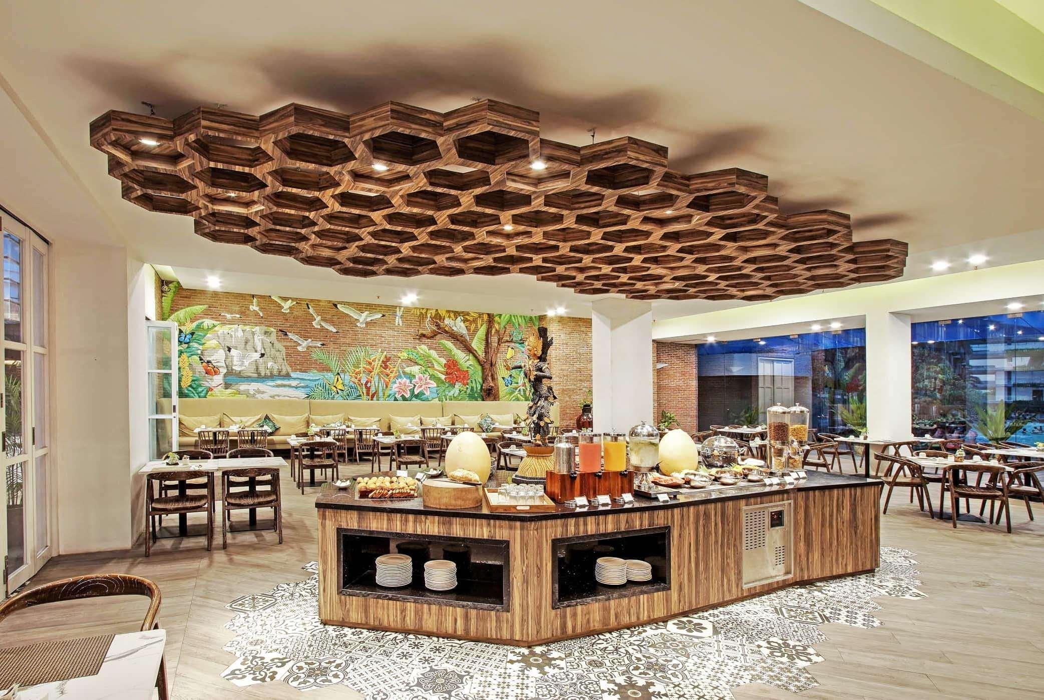 Wyndham Garden Kuta Beach Bali Exterior photo