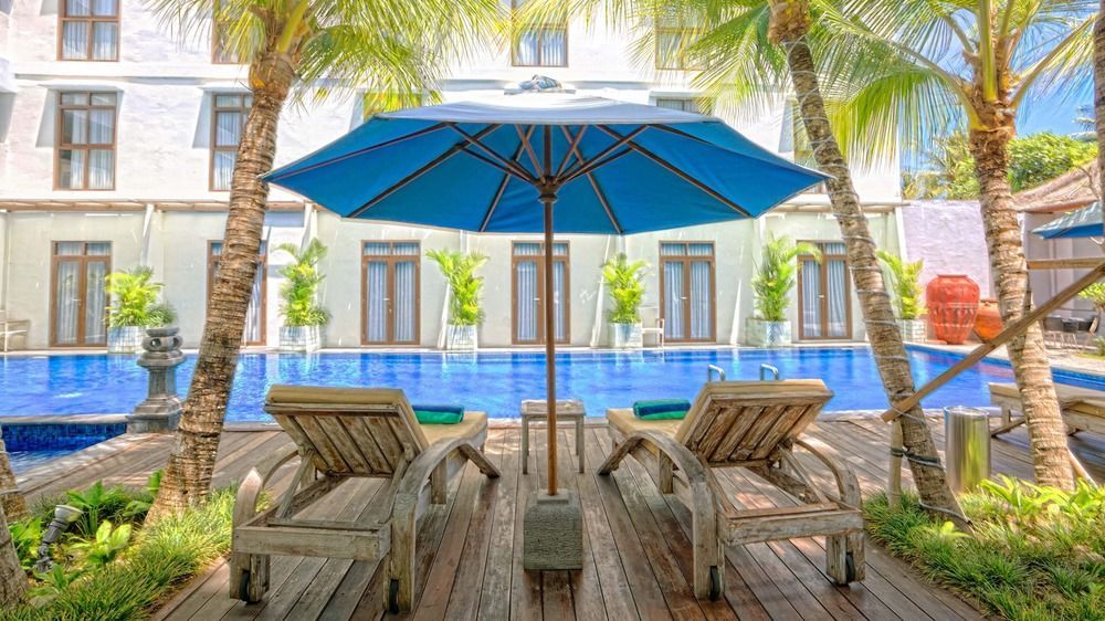Wyndham Garden Kuta Beach Bali Exterior photo