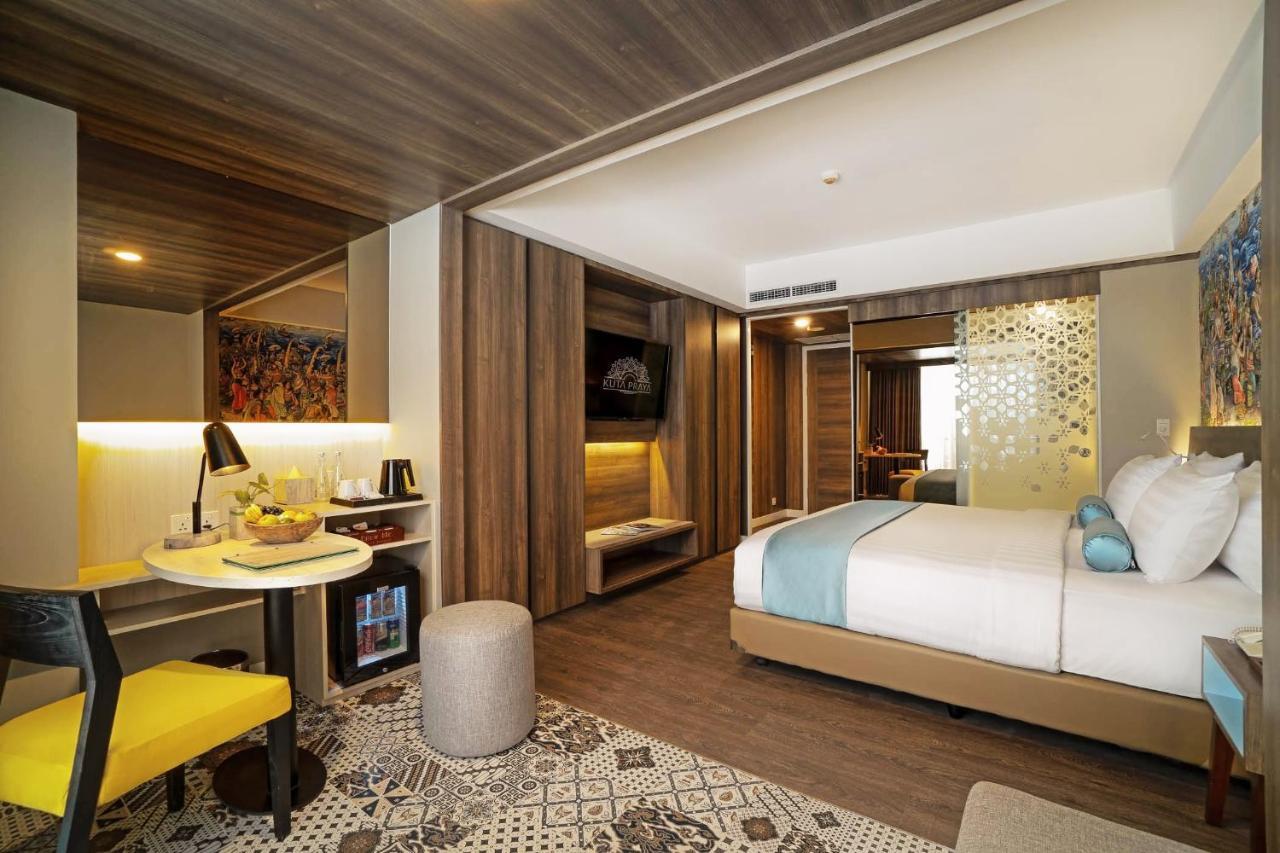 Wyndham Garden Kuta Beach Bali Exterior photo